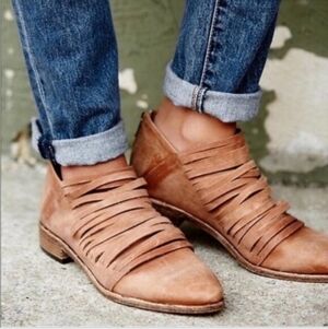 Free People Women's Lost Valley Italian Leather Stacked Heel Ankle Zip Boots Tan